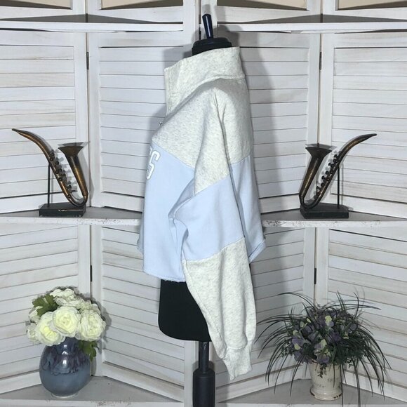 Hollister cropped sweatshirt cotton blue gray color block 1/4 zip mock neck sz M - Picture 4 of 7